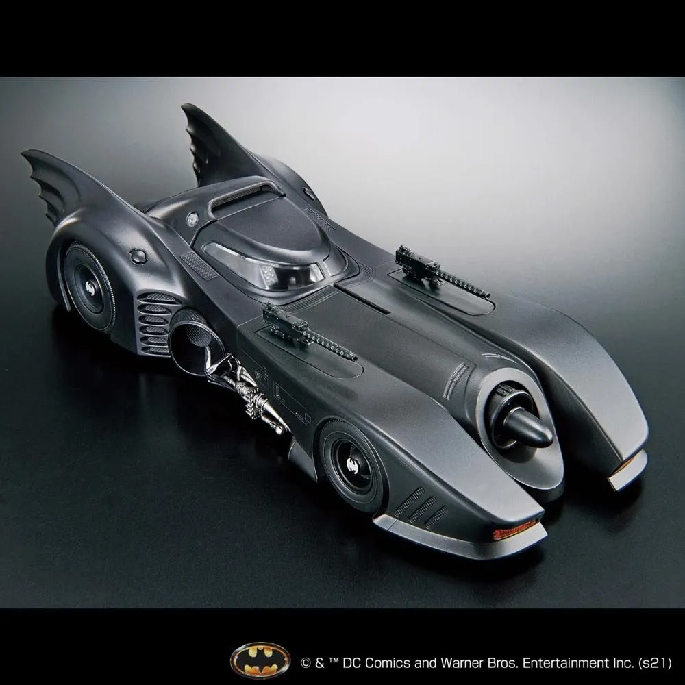 Batman (1989) Batmobile 1/35 Scale Model Kit