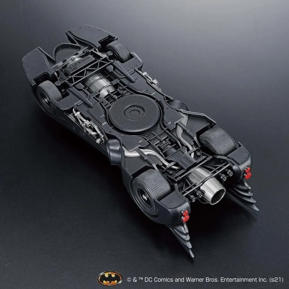 Batman (1989) Batmobile 1/35 Scale Model Kit