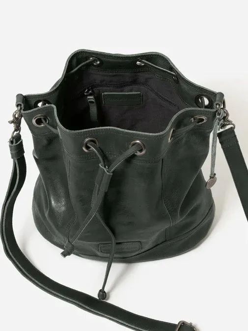 Belongil Bucket Bag Petrol