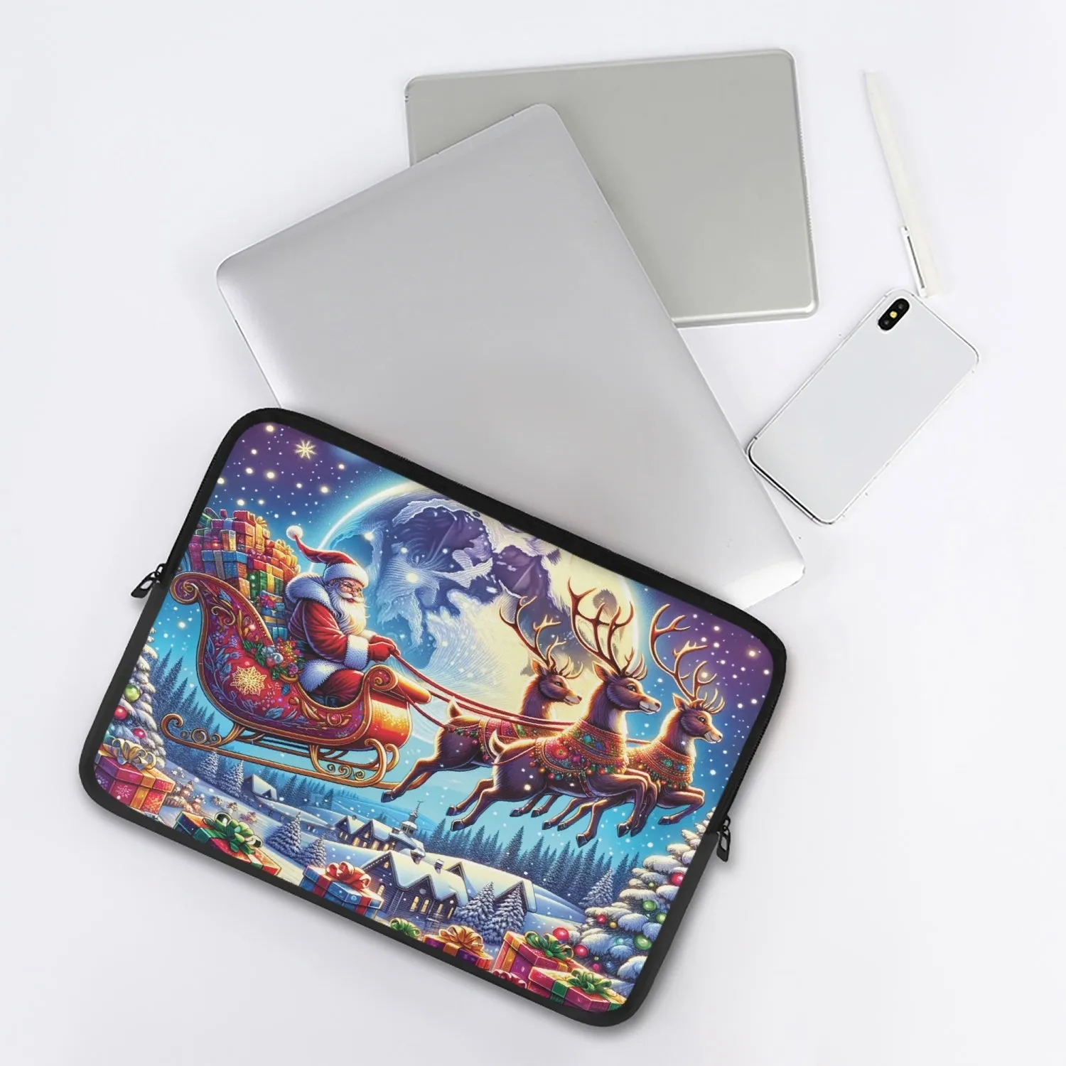 Laptop Sleeve - without handles - Christmas, Santa and Sleigh