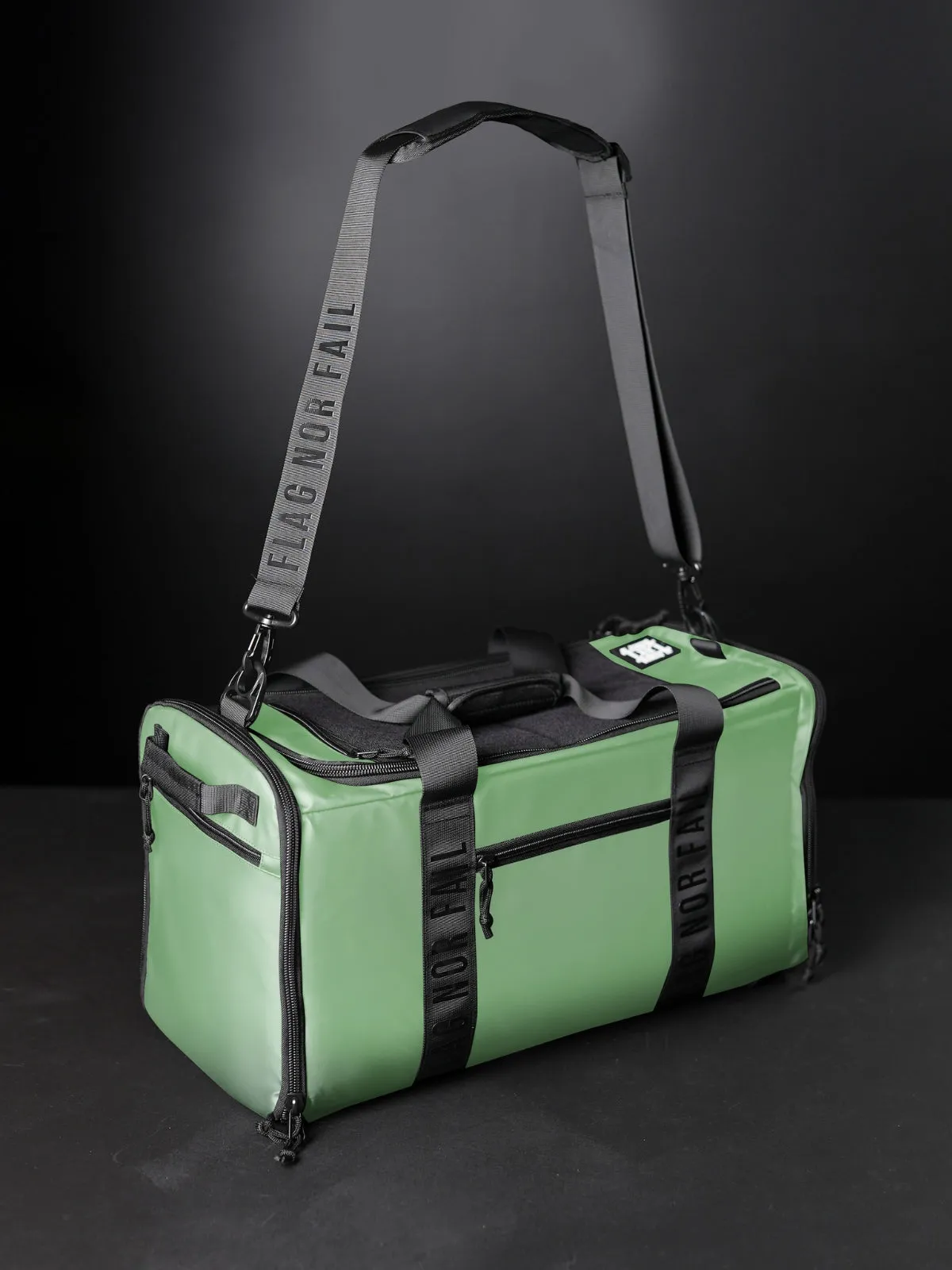 MOMENTUM DUFFLE BAG 44L - GREEN