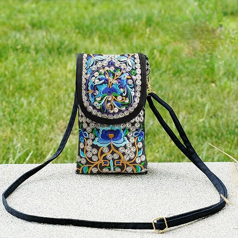 New Ethnic Embroidery Fashion Slung Bag Mobile Phone Bag Female Joker Mini Lady Shoulder Mobile Phone Bag