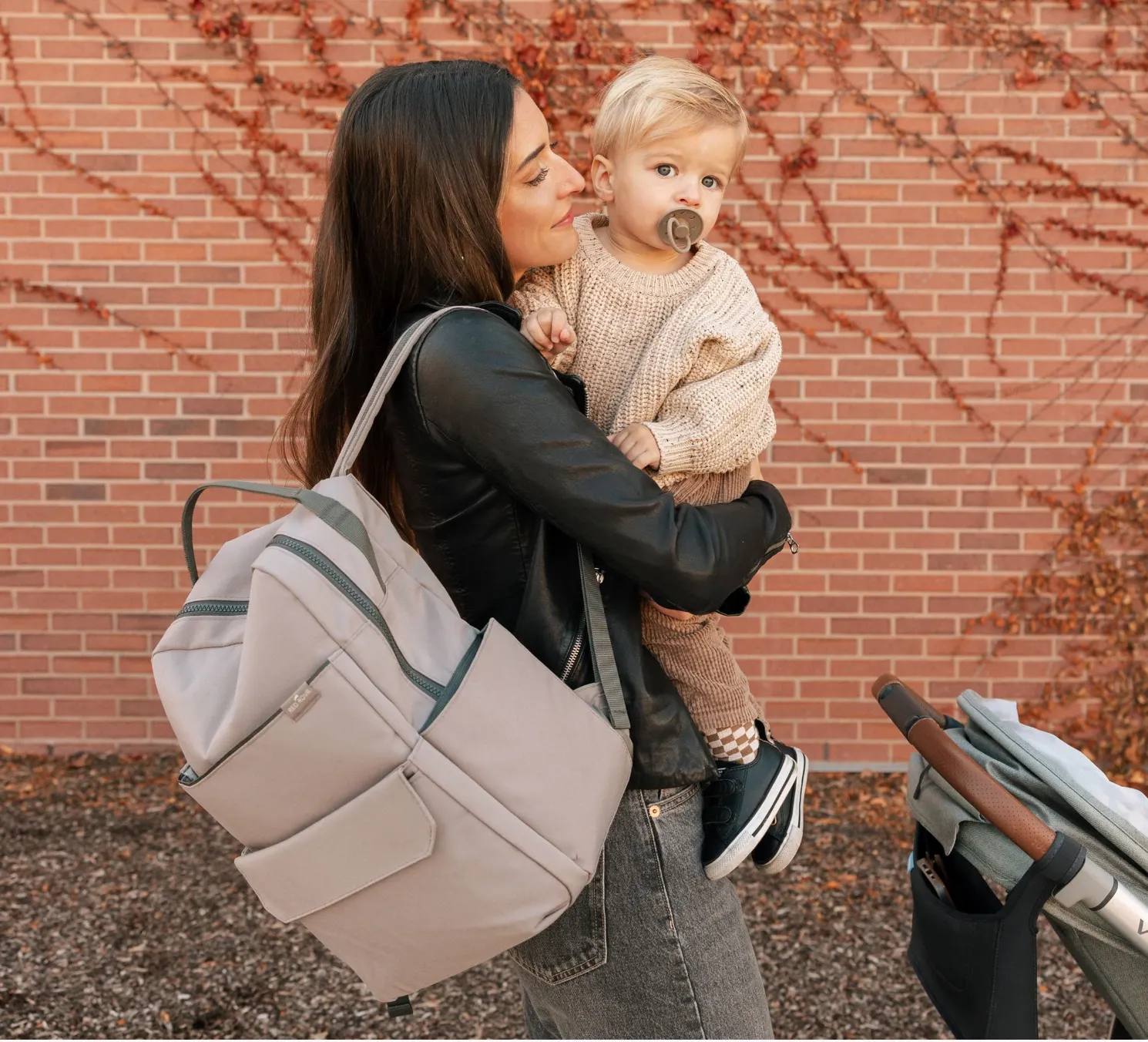 Roo Backpack || Truffle